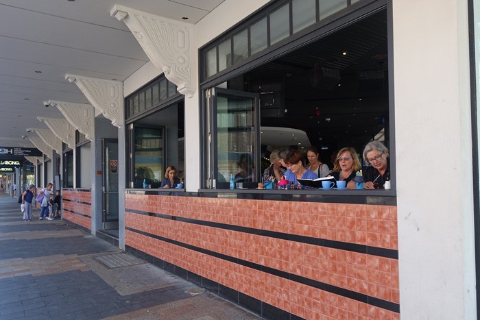 Liz-Steel-7-160422-USKAUSMeet2016-Day-1-Manly-sketchers