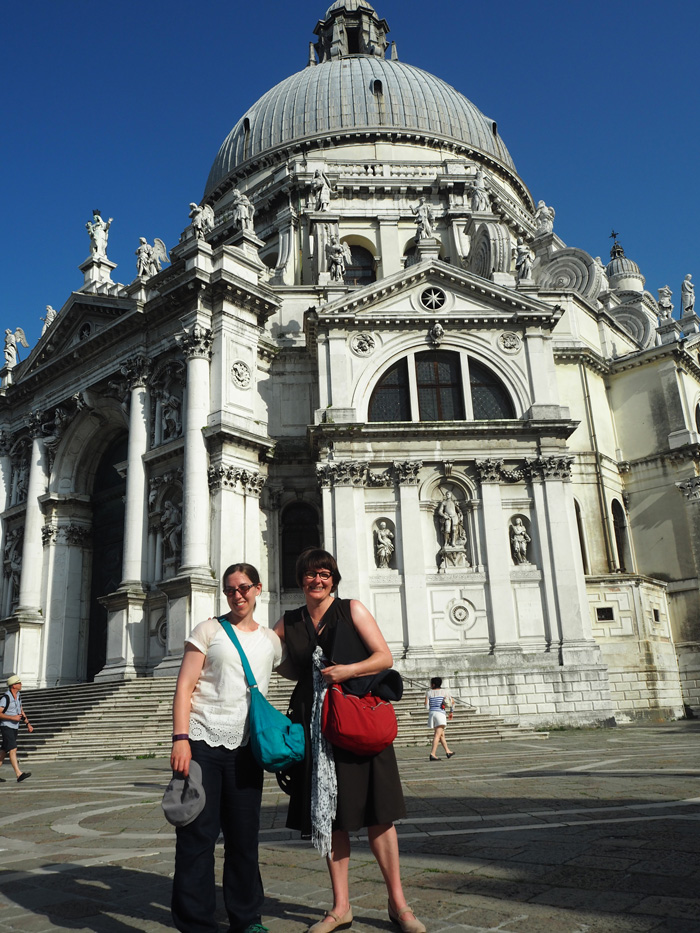 LizSteel-Venice-with-Eza-Salute