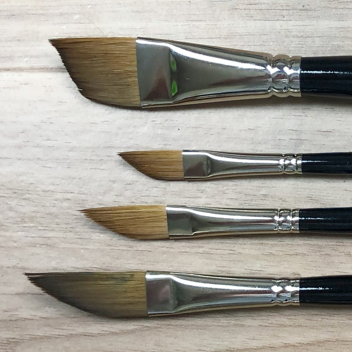 Rosemary Brushes: Red Dot Collection - first impression - Liz